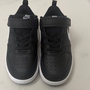 Nike Kids Black and White Sneakers